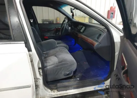 2000 Mercury Grand Marquis Ls from USA, damaged, VIN 2MEFM75WXYX696494